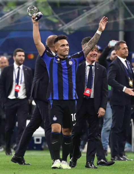 告吹我们担 告吹我们担